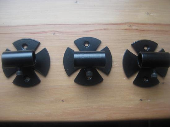 Unique Curtain Pole Fixing and Fastenting Designs